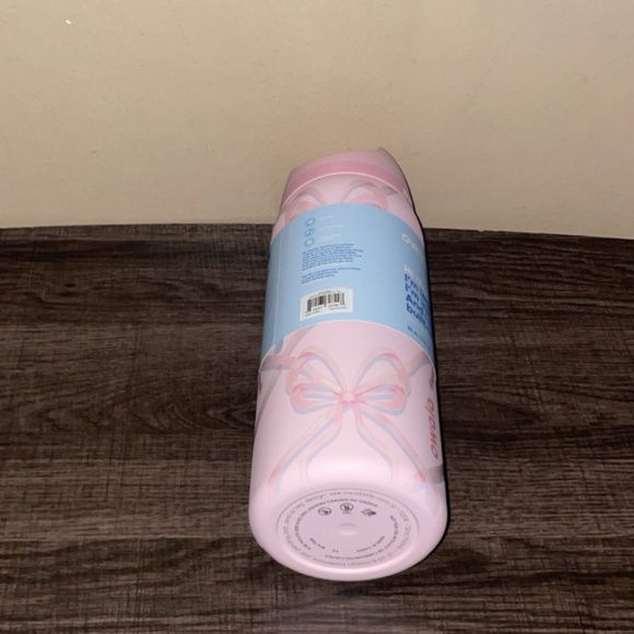 Owala 32 oz. FreeSip- Sugar Plum Fairy - Holiday Collection (sold out online) - Picture 3 of 5